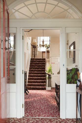 Hostal Acorn House
