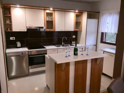 Apartamento Ku?a Za Odmor "barbenjak"