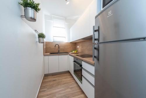 Luxury Apartments - La Vir 1 & 2