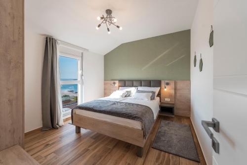 Luxury Apartments - La Vir 3 & 4