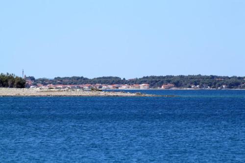 Apartments By The Sea Vir - 18588