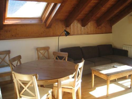 Apartamento La Buhardilla de Isavarre