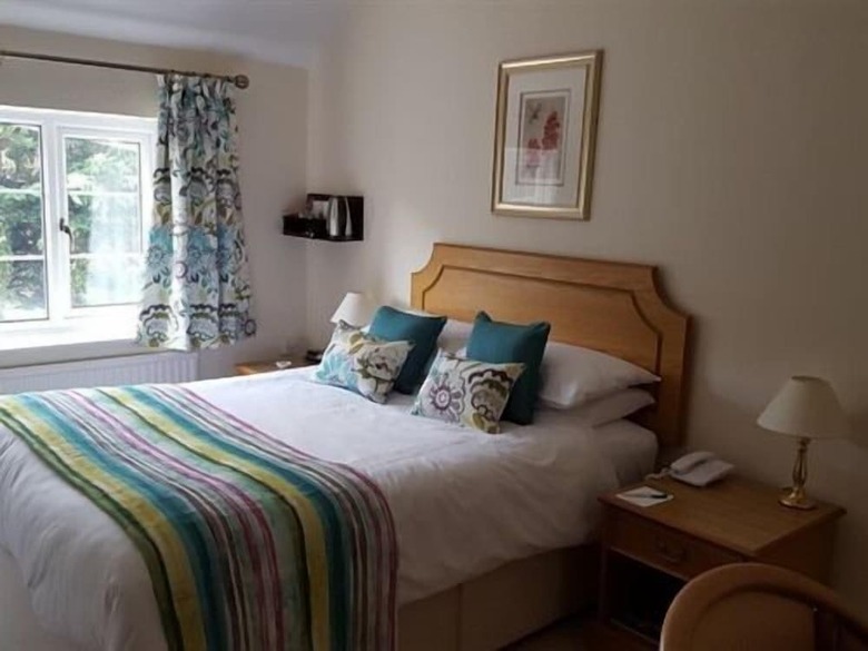 Apple Tree Hotel