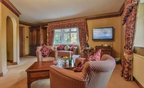 Bushtown Hotel