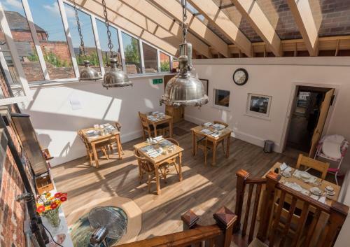 Hostal Old Rectory Guesthouse In Staveley