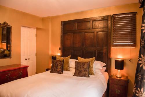 Hostal Drapers Hall Restaurant & Boutique Rooms