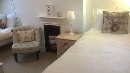 Anton Guest House Bed And Breakfast