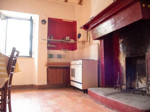 Authentic Holiday Home In Cagli With Private Swimming Pool