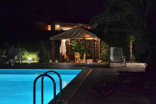 Apartamento Sea La Vie Holiday Home With Pool