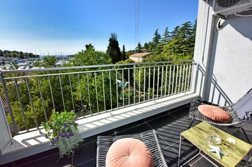 Apartamentos Romana Serena Sunset
