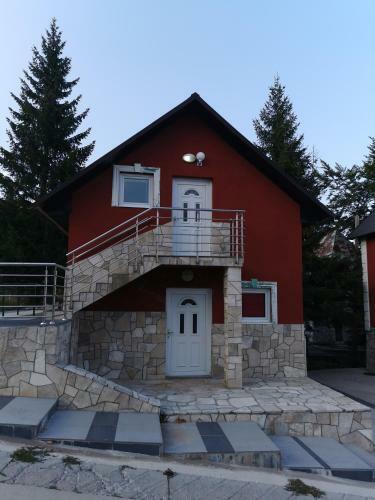 Apartmani Razvr?je