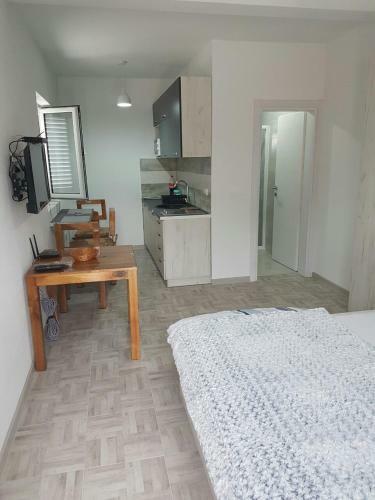 Turo Njegu?i Apartman 1