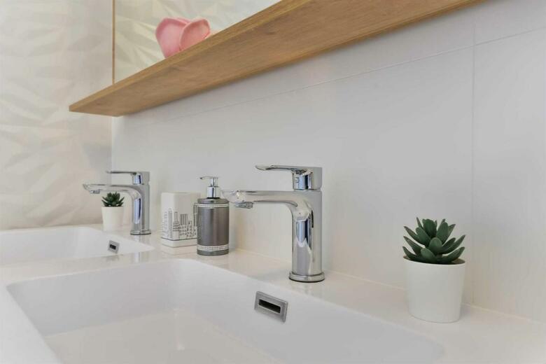 4* Villa First Hill With Heated Pool, Zaton