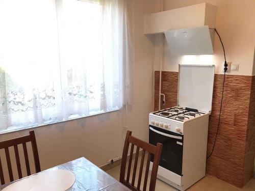 Apartments In Balatonkeresztur 37924