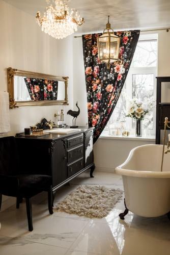 Concert Hall Boutique Apartment
