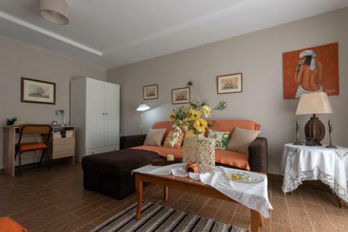 Cosy, Sunny And Relaxing Beach House