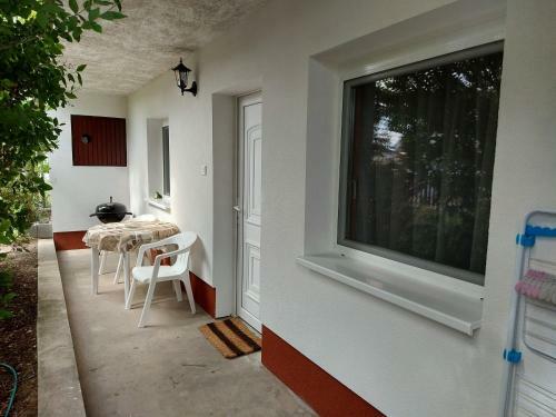 N�ra Apartman