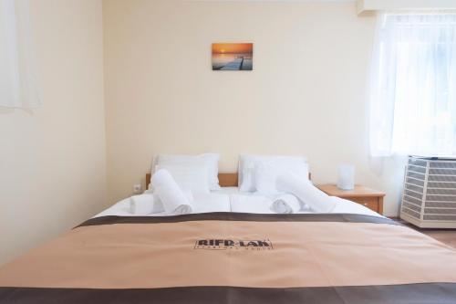 Bier-lak Apartman House 71