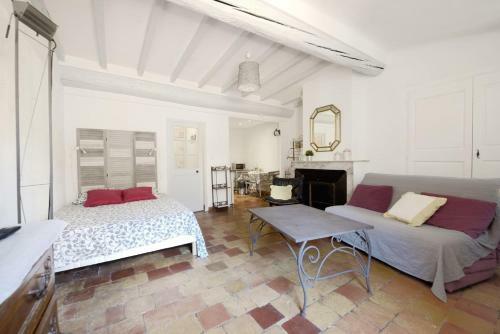 Apartamento Studio Ensoleill�, Typique Centre Historique, Wifi