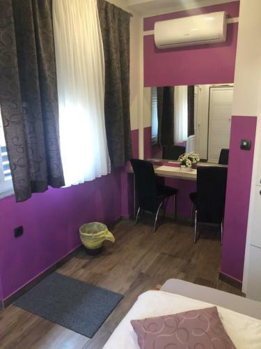 Hostal Villa Zoki - Soba Dnevni Najam