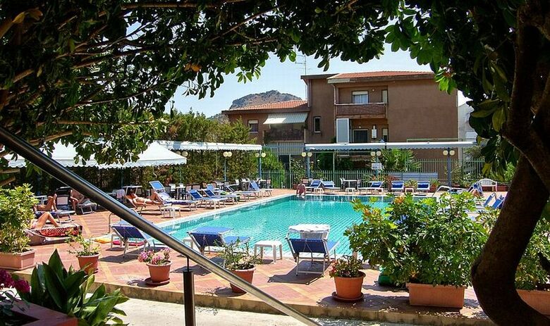 Hotel Villa Belvedere(.)