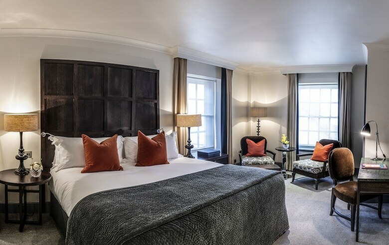 Bloomsbury Hotel