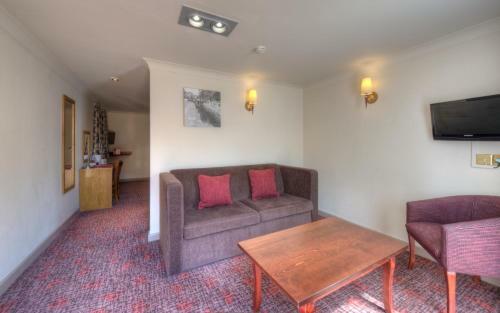 Hotel The Elms Inn By Good Night Inns