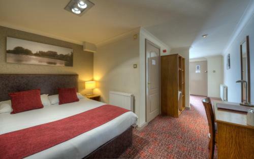 Hotel The Elms Inn By Good Night Inns