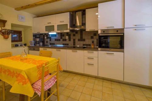 Holiday Home In Blaskovici-grizane 39289