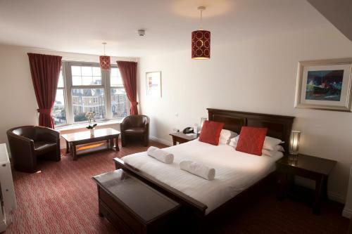 Park Central Hotel