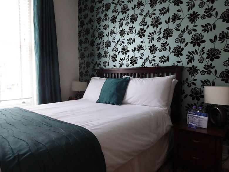 Hostal Bamboo Guesthouse