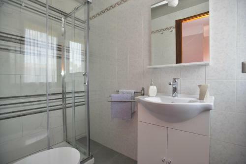 Hostal Guest House L'edera Di Gavina Apt