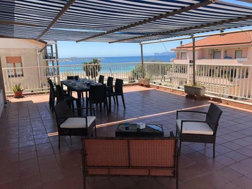 Apartamento Alghero Attico Light House Con Grande Terrazza