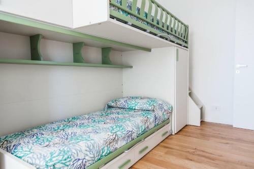 Calabona's Promenade Apartment