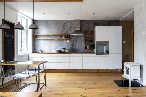 Cozy Apartment In Alesund City
