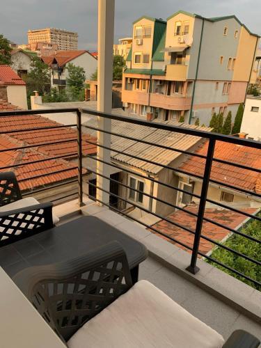 Bright Modern Apartment - 5 Min From Center 2