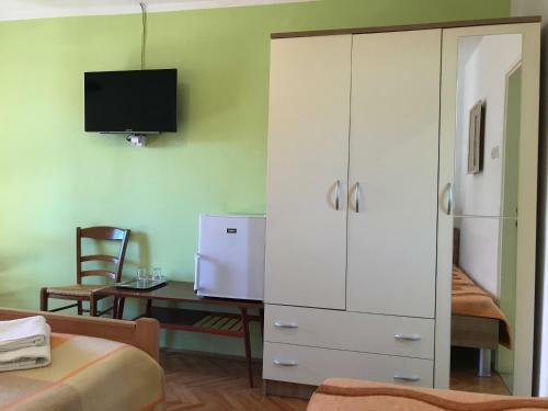Hostal Summer Rooms Ba?ka