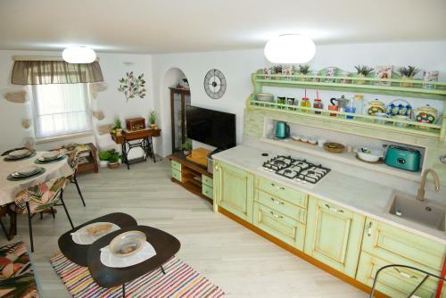 Apartment Sanjin More Antique