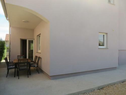 M&l Holliday Home