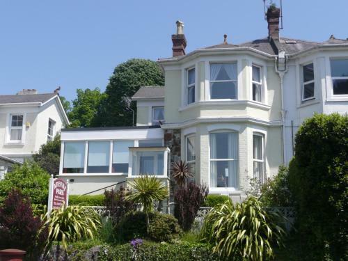 Hostal Avenue Park Guest House