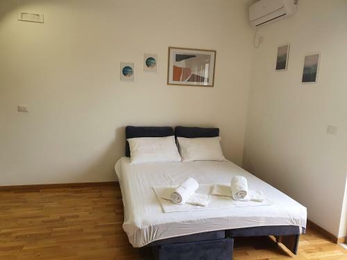 Gina & Nia Apartments