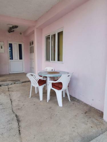 Hostal Polimac Haus