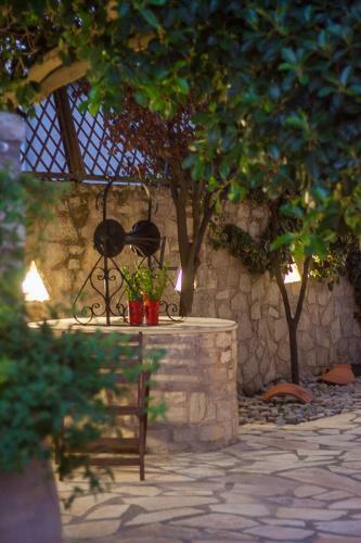 Sarris Villa, A Country Side Villa!