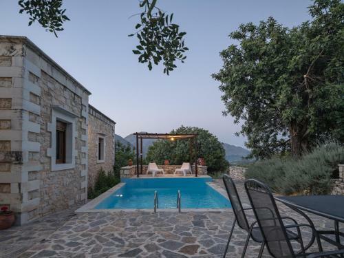 Villa Koules Estate, Simplicity & Natural!