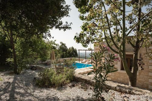 Villa Koules Estate, Simplicity & Natural!