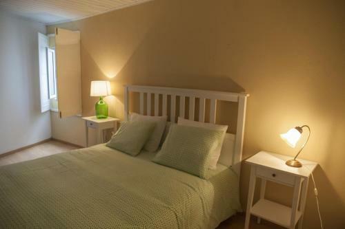 �gua de Alto Terrace House