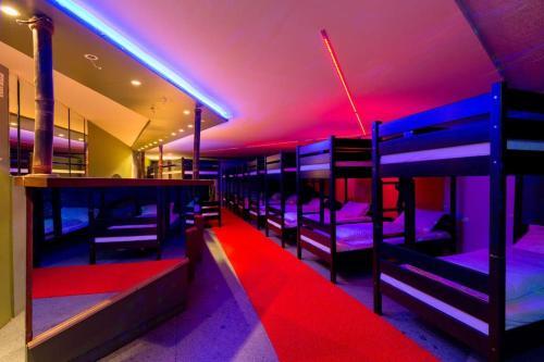 The Bachelor Bar - Bunker | Private Club