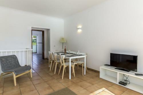 Flh Praia Da Luz Apartment With Pool