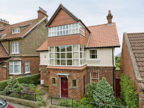 Sheen Cottage