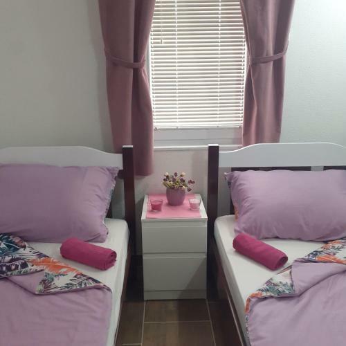 Apartman Lana, Jezero